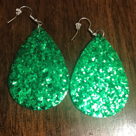 BRAND NEW TWO-SIDED LEATHER EARRINGS W/GLITTER - Picture 1 of 1